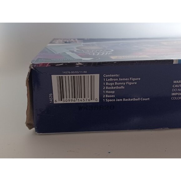 Space Jam A New Legacy - Gametime Playset with Lebron and Bugs Bunny Figurines - Picture 9 of 11